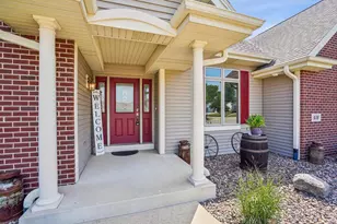 638 Windsor Terrace, Jefferson, WI 53549 - Photo 1