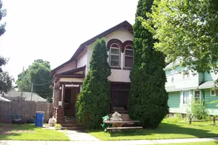 908 Cass St, Portage, WI 53901 - Photo 1