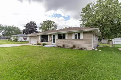 2711 Rutledge Avenue, Janesville, WI 53545 - Photo 1