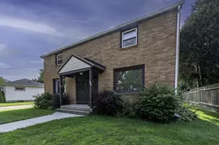 809 Miller Ave, Janesville, WI 53548 - Photo 1