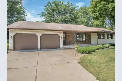 1003 S Holiday Drive, Waunakee, WI 53597 - Photo 1