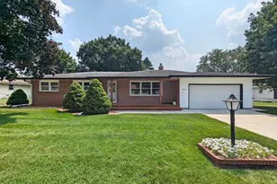 2812 Mohican Rd, Janesville, WI 53545 - Photo 1