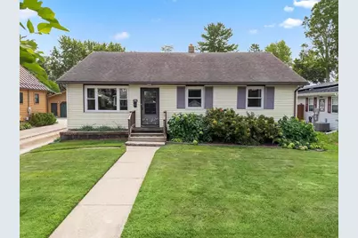 736 Mound Street, Baraboo, WI 53913 - Photo 1