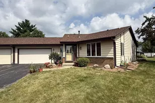 1607 Holly Dr, Janesville, WI 53546 - Photo 1