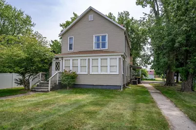 420 E Monroe Street, Mauston, WI 53948 - Photo 1