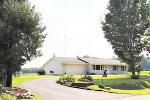 10829 W Brandherm Rd, Beloit, WI 53511 - Photo 1