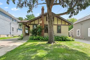 133 Walnut St, Beaver Dam, WI 53916 - Photo 1