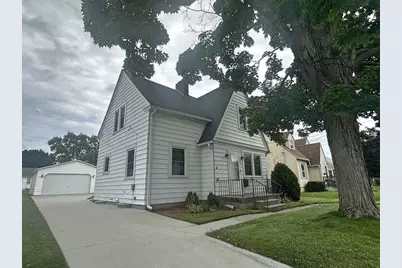 1418 Linden Avenue, Janesville, WI 53548 - Photo 1