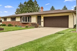 540 N Arch St, Janesville, WI 53548 - Photo 1