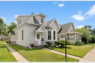 414 E Conant Street, Portage, WI 53901 - Photo 1