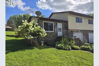 208 27th Street, Monroe, WI 53566 - Photo 1