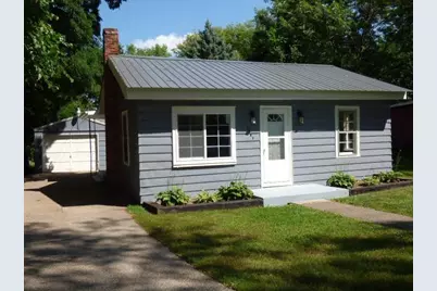 1941 S Fayette Avenue, Beloit, WI 53511 - Photo 1