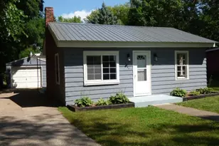 1941 S Fayette Ave, Beloit, WI 53511 - Photo 1