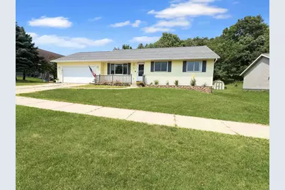 20 Barbara Ann Drive, Reedsburg, WI 53959 - Photo 1