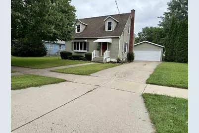 420 N Palm Street, Janesville, WI 53548 - Photo 1