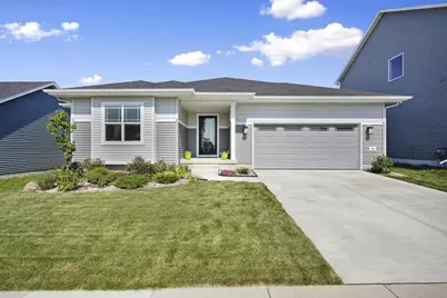 509 E Verleen Avenue, Waunakee, WI 53597 - Photo 1