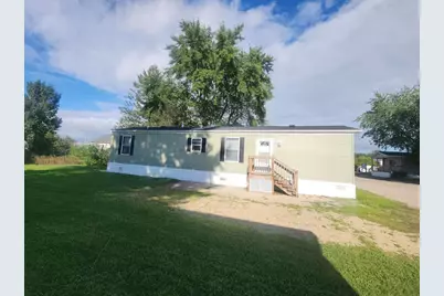 525 Main Street #5, Montello, WI 53949 - Photo 1