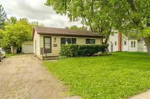 439 Windsor St, Sun Prairie, WI 53590 - Photo 1