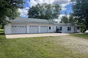 320 N Pine St, La Farge, WI 54639 - Photo 1
