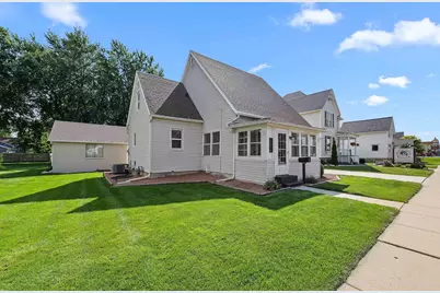 539 E Main Street, Waupun, WI 53963 - Photo 1