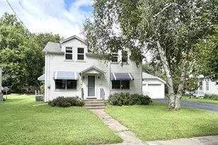 426 S Whiton St, Whitewater, WI 53190 - Photo 1