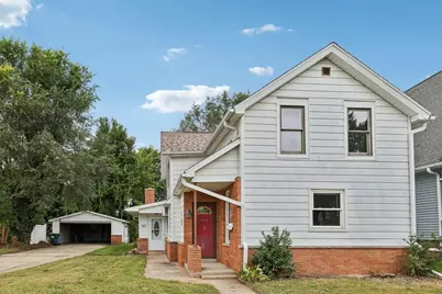 321 W Marion Street, Portage, WI 53901 - Photo 1