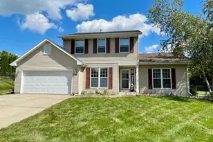 1112 Menomonee Ct, Fort Atkinson, WI 53538 - Photo 1