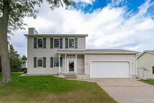 878 Sky Ridge Dr, Madison, WI 53719 - Photo 1