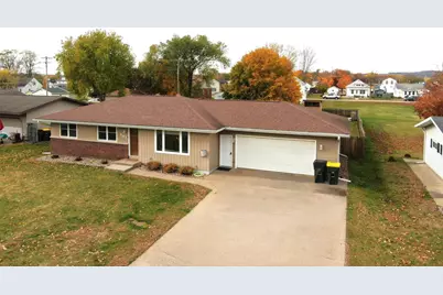 207 N Dousman Street, Prairie Du Chien, WI 53821 - Photo 1