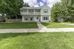 1316 Center Ave, Janesville, WI 53546 - Photo 1