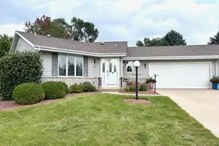 730 Nantucket Dr, Janesville, WI 53546 - Photo 1