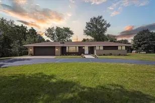 3336 S Prairie Ave, Beloit, WI 53511 - Photo 1