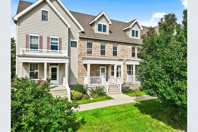 72 S Gardens Way, Fitchburg, WI 53711 - Photo 1