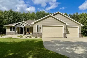 9426 N Raven Ct, Milton, WI 53563 - Photo 1