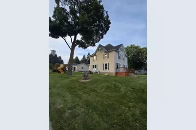 343 N Lewis Street, Columbus, WI 53925 - Photo 1