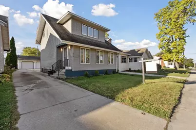 910 Benton Avenue, Janesville, WI 53545 - Photo 1