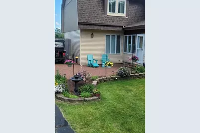 112 Saddle Ridge, Portage, WI 53901 - Photo 1