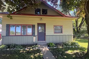 129 N Glendale Ave, Tomah, WI 54660 - Photo 1