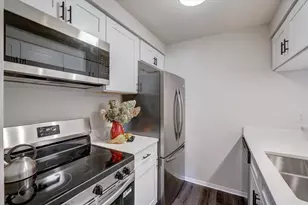 2412 Independence Ln, Madison, WI 53704 - Photo 1