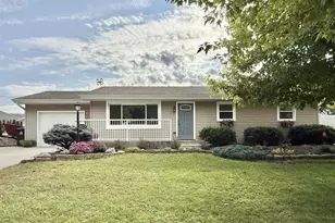 2123 Masters St, Beloit, WI 53511 - Photo 1