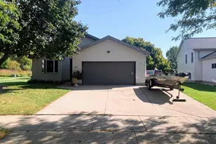 4517 Rigney Ln, Madison, WI 53704 - Photo 1