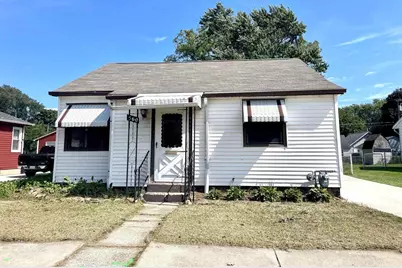 560 N Oakhill Avenue, Janesville, WI 53548 - Photo 1