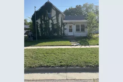 732 7th Street, Prairie Du Sac, WI 53578 - Photo 1