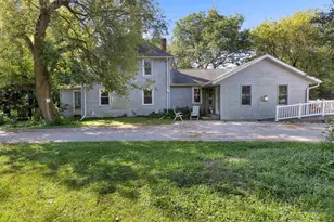 1610 Town Hall Rd, Beloit, WI 53511 - Photo 1
