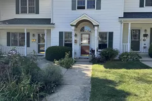 825 Sutherland Ave, Janesville, WI 53545 - Photo 1