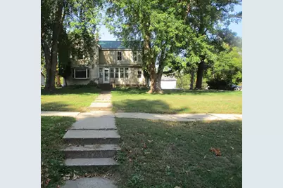 608 La Valle Street, Reedsburg, WI 53959 - Photo 1