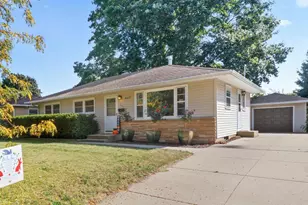 4337 Crawford Dr, Madison, WI 53711 - Photo 1