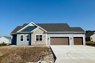 4052 Royal View Dr, DeForest, WI 53532 - Photo 1