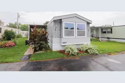 1025 Oak Avenue #B20, Onalaska, WI 54650 - Photo 1