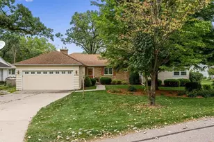 2541 E Ridge Rd, Beloit, WI 53511 - Photo 1